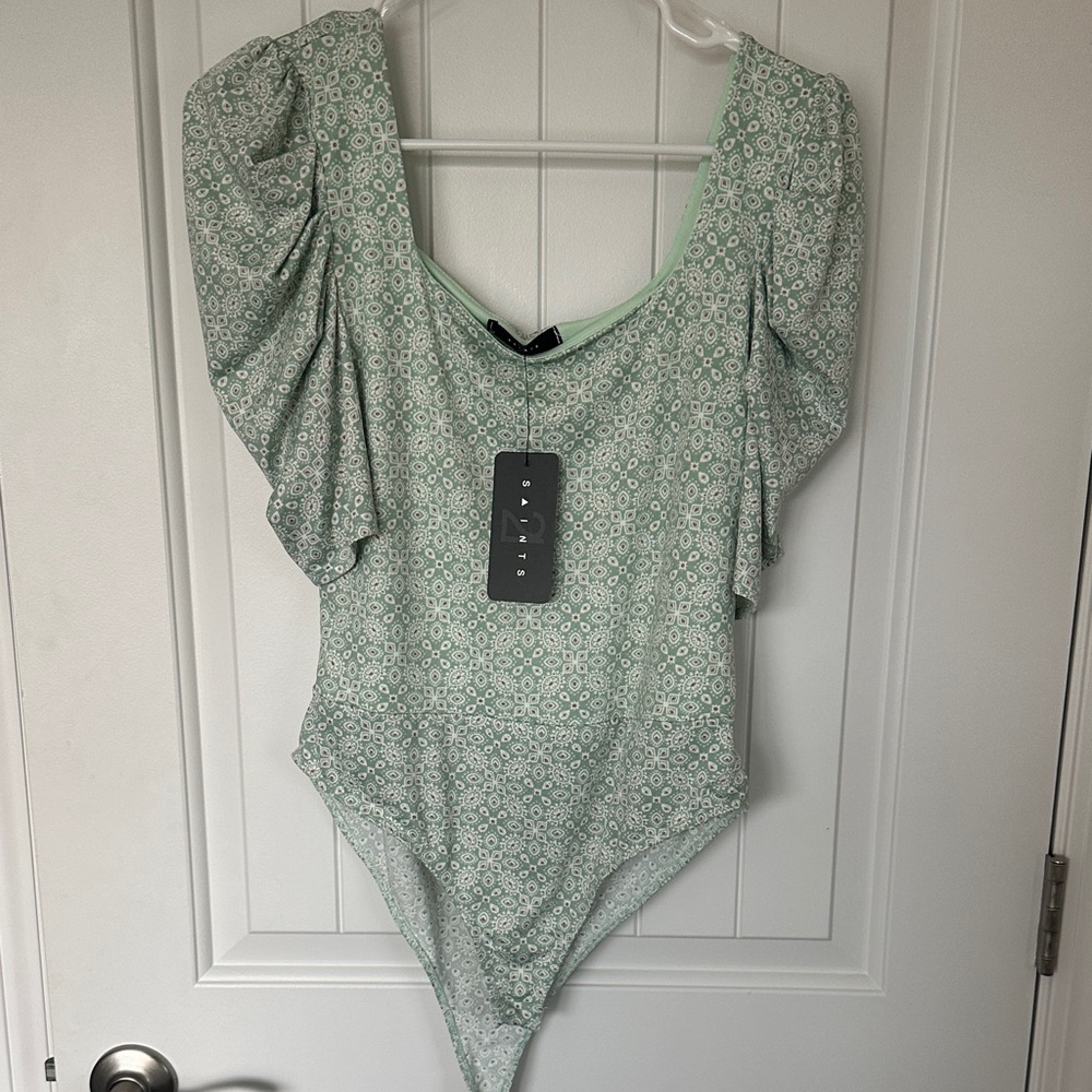 21 Saints Sage Green Floral Bodysuit Henna new NWT spring pastel